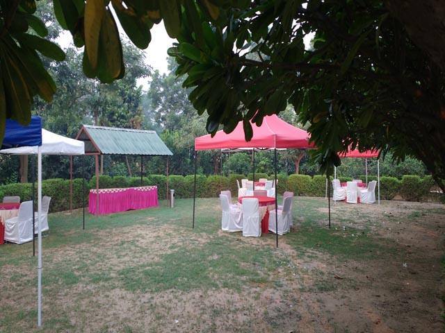 Club avara, Gurgaon 1