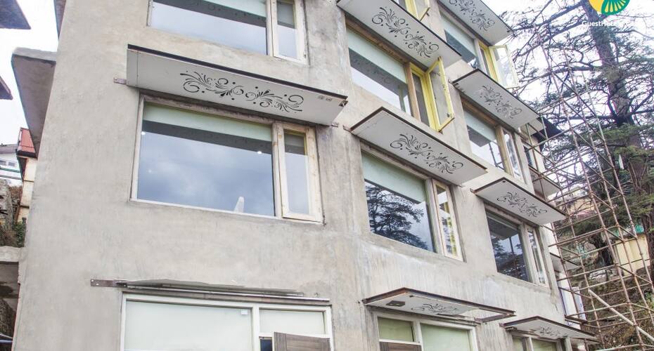 Cheerful stay for a couple, close to Christ Church, Shimla 1