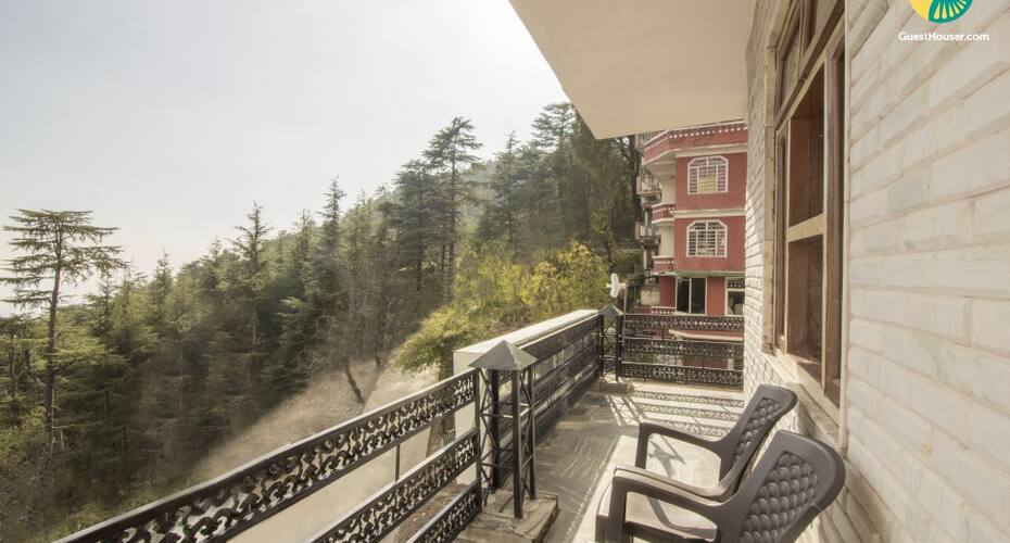 Tastefully done room for 3, 110 m from Tibetan Museum, Dharamshala 2