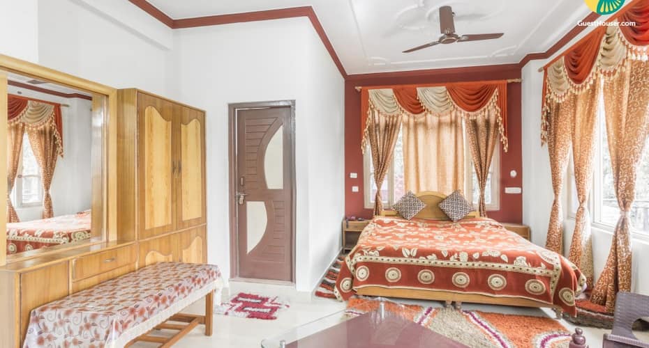 Cosy stay for backpackers, 750 m from Tsug La Khang, Dharamshala 2