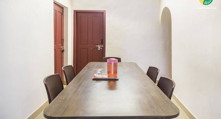 Idyllic retreat nestled in greenery, 2.8 km from Madikeri Fort, Madikeri 3