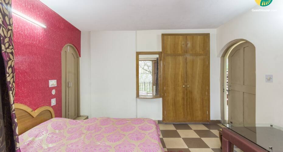 Capacious stay for 3, ideal for a serene vacation, Dharamshala 2