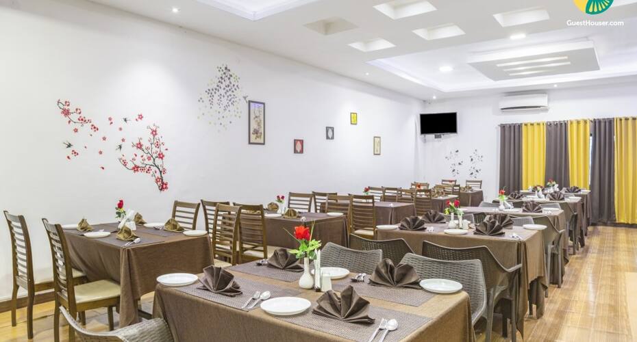 Cheerful stay with a pool and a spa, Coorg 2