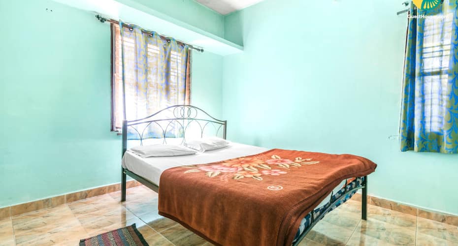 Cosy 6-bedroom homestay for adventure enthusiasts, close to Abbi Falls, Madikeri 3
