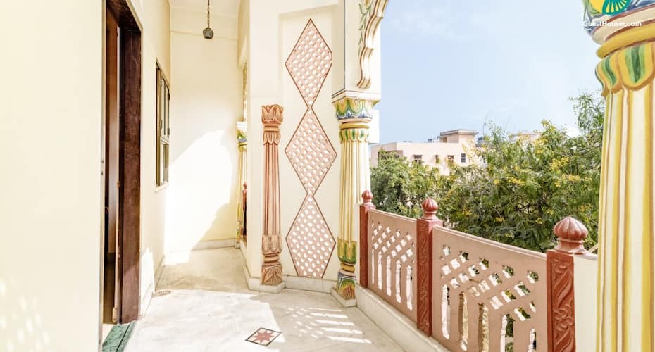 Private room for a peaceful vacation, 500 m from Orbit Mall, Jaipur 3