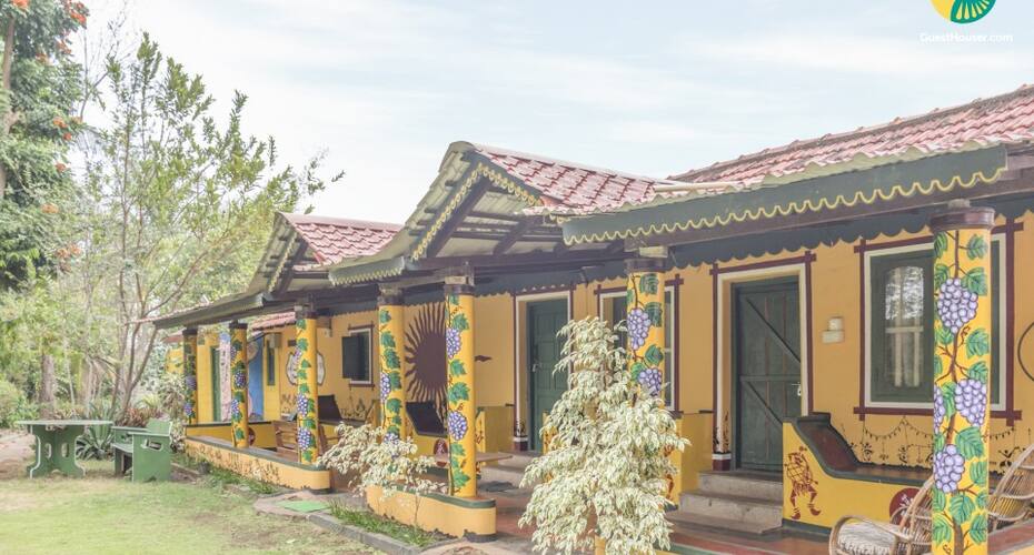 2-BR stunning cottage with a pool, Coorg 2