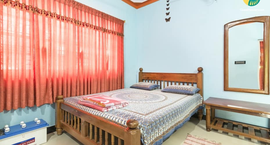 Serene 2-BR cottage retreat, 1 km from Madikeri Fort, Madikeri 2