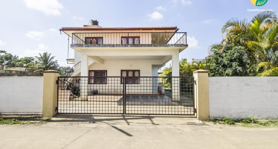 One-bedroom in a homestay for 3, Madikeri 1