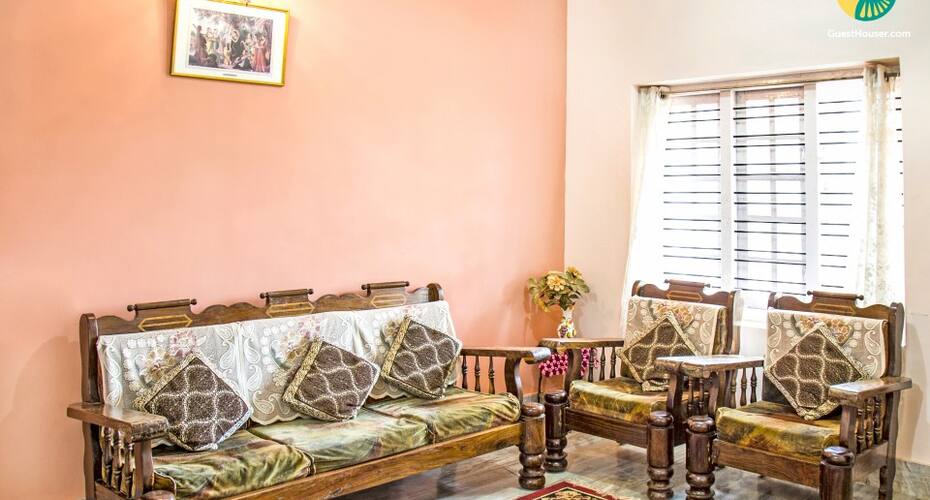 Homely abode for three, near Madikeri Fort, Madikeri 1