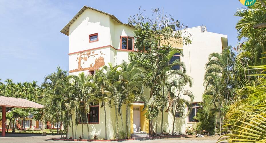 Stylish cottage room for a tranquil vacation, Coorg 2