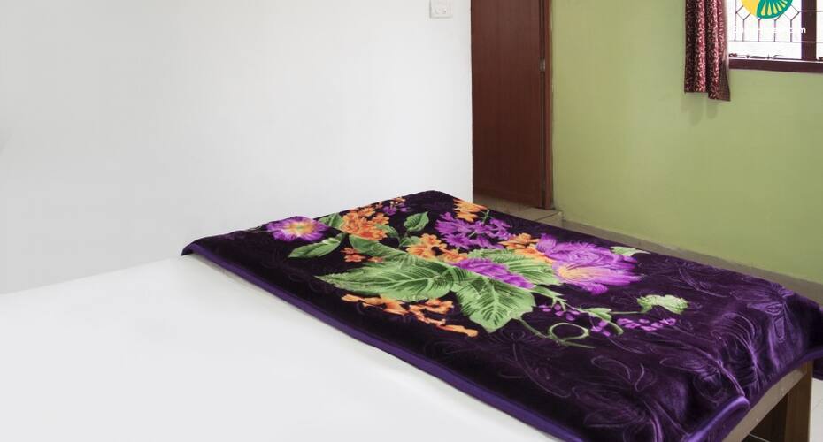 2-BR cottage for a large group, Alibaug 2