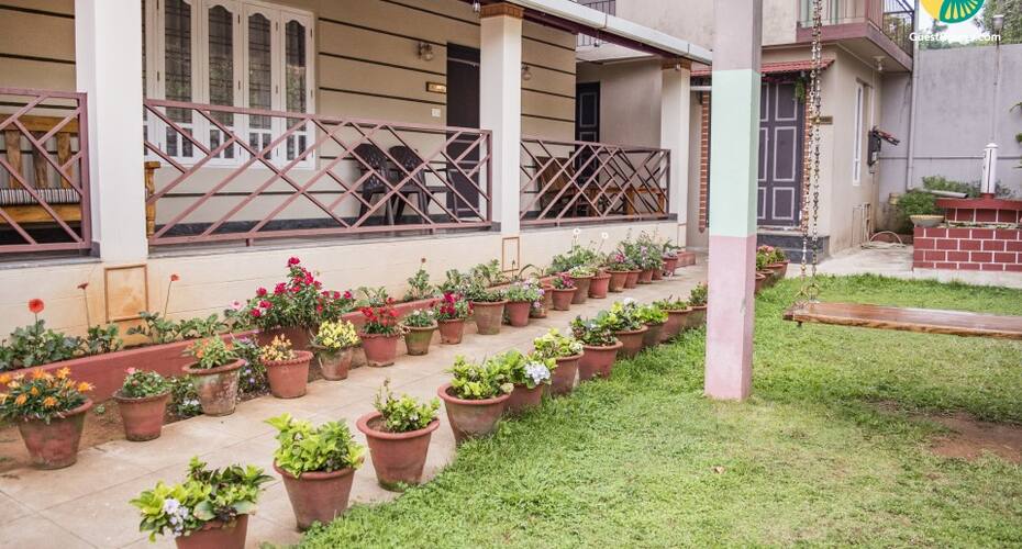 Homely 2-BR abode, 2 km from Raja's Tomb, Madikeri 4
