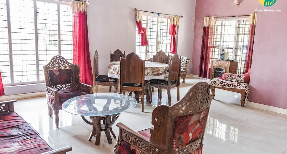 Private room in a quaint cottage, near Madikeri Fort, Madikeri 3