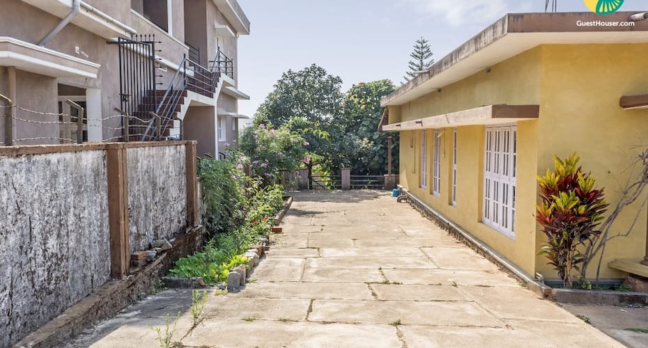 Private room in a quaint cottage, near Madikeri Fort, Madikeri 4