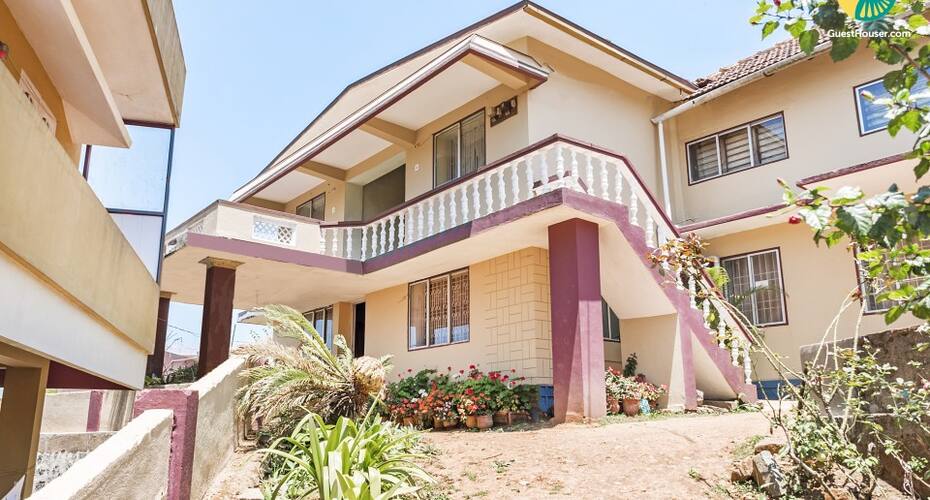 Well-appointed 2 BHK for a family, close to Madikeri Fort, Madikeri 4