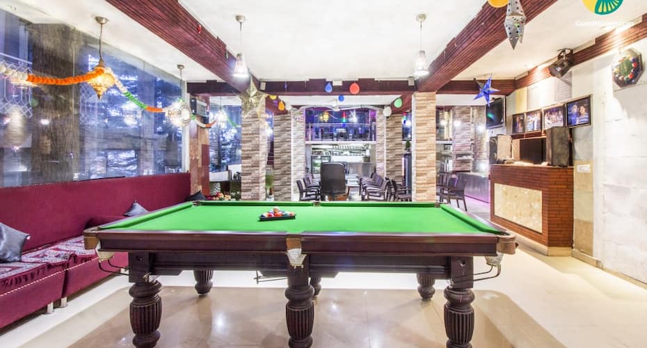 Tastefully done stay for three, 300 m from Bhagsu Waterfall, Dharamshala 3