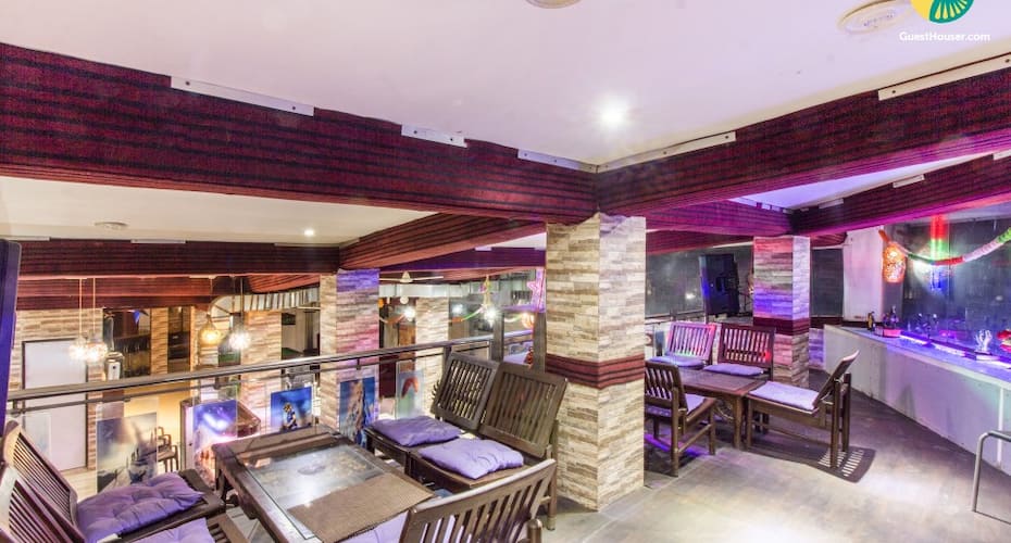Tastefully done stay for three, 300 m from Bhagsu Waterfall, Dharamshala 4