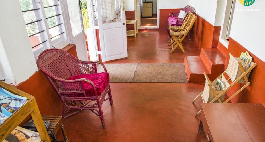 Idyllic 6-BR homestay with homely comforts, Chikmaglur 2