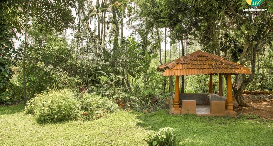 Idyllic 6-BR homestay with homely comforts, Chikmaglur 3