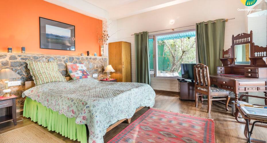Rejuvenating retreat with a well-maintained garden, Shimla 1