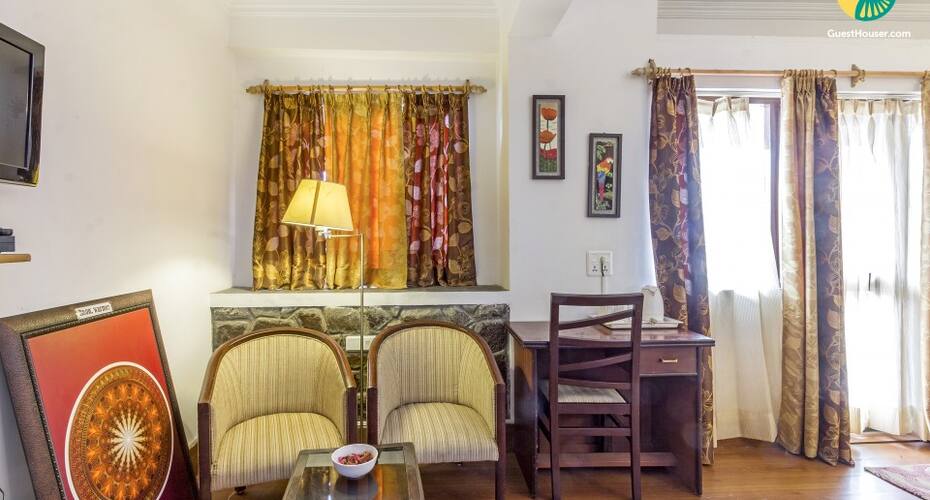 Rejuvenating stay for three, 1.1 km from Bhagsu Waterfall, Dharamshala 2