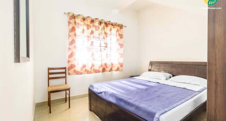 Comfy 5-BR cottage, 900 m from Madikeri Fort, Madikeri 4