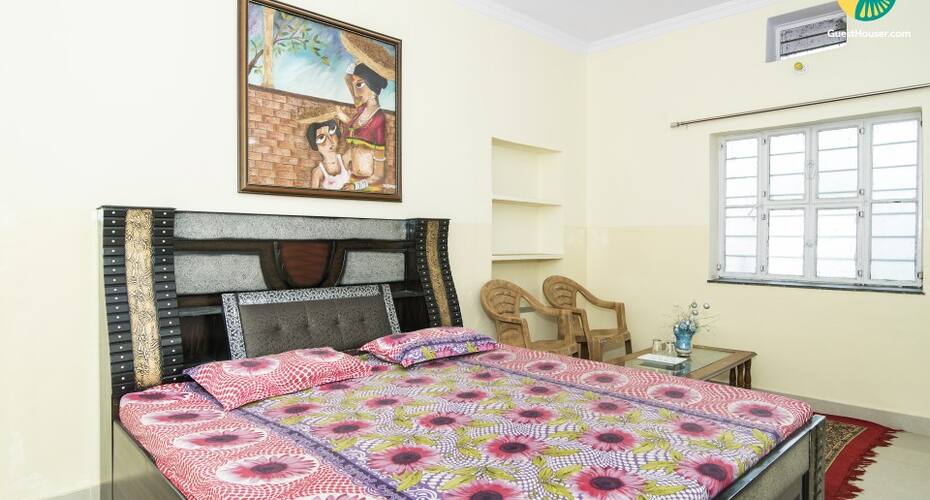 Non AC Room for economical stay, Jaipur 4
