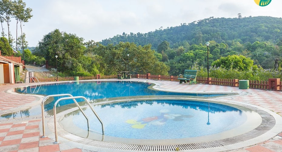 Hillside cottage for 6, ideal for friends, Madikeri 3