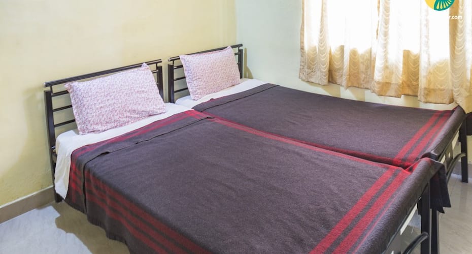 Vibrant stay for a backpacker, close to Madikeri Fort, Madikeri 3