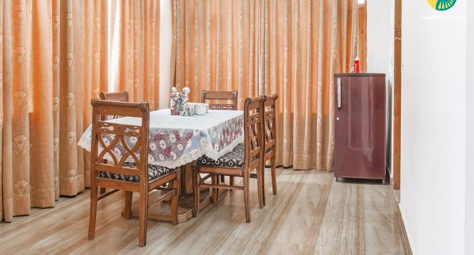 2-bedroom stay ideal for a family getaway, Manali 3