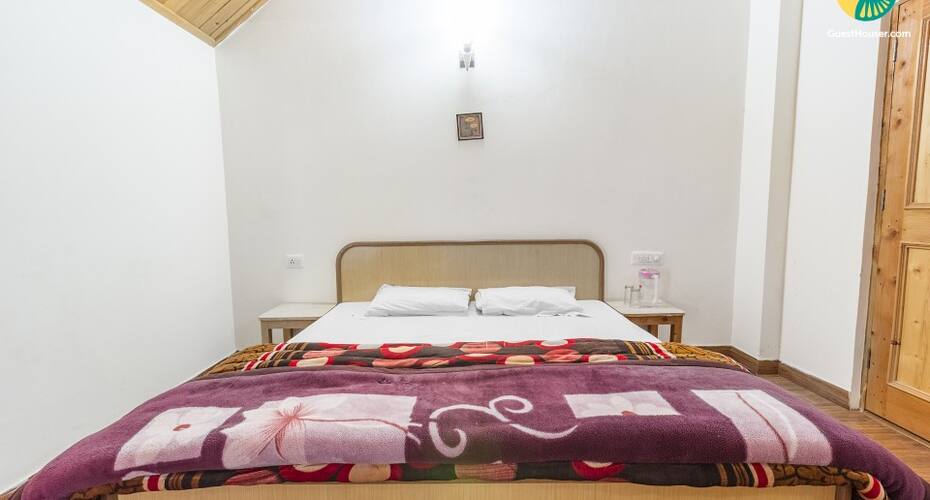 2-bedroom stay ideal for a family getaway, Manali 1