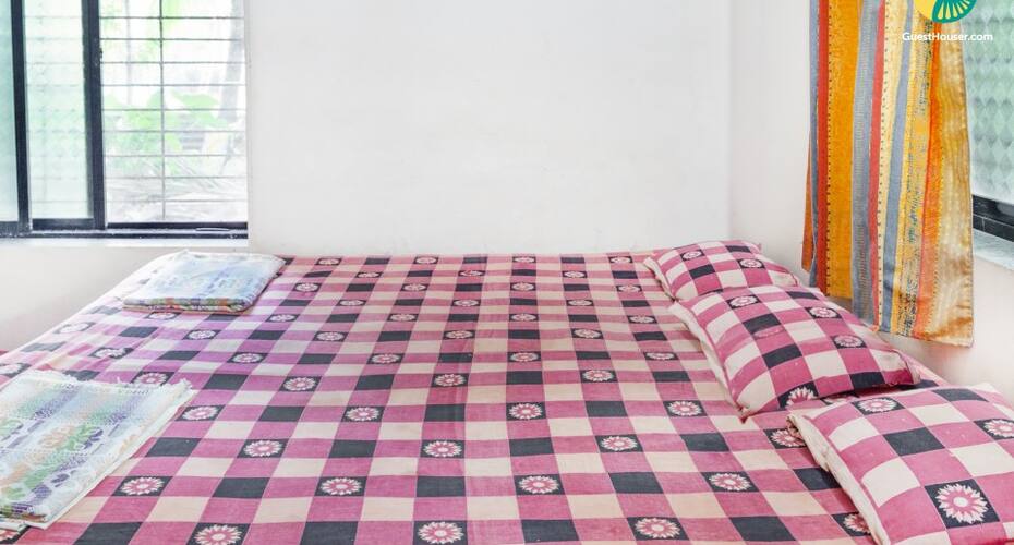 4-BR cottage for a recreational holiday, 550 m from Nagaon beach, Alibaug 3