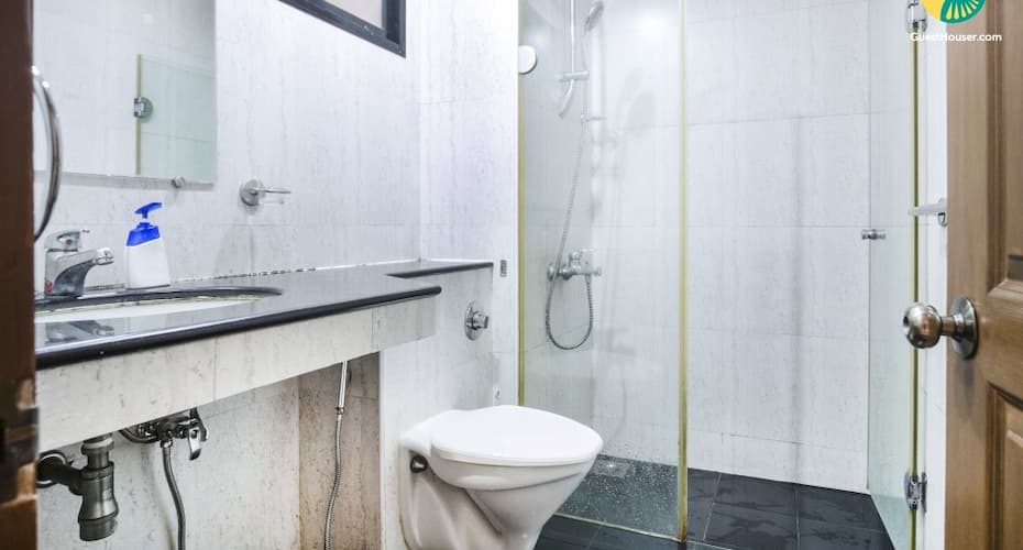 Well-appointed 1 BHK apartment with swimming pool, Goa 3