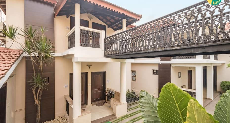 Dainty room in a stay with a pool, 350 m from Candolim Beach, Goa 3