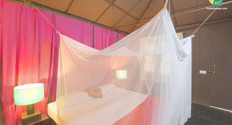 Mangalorean-roofed chic cottage overlooking the Agonda beach, Goa 2