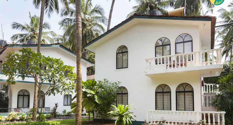 Family room in a villa with a pool, 900 m from Candolim Beach, Goa 2
