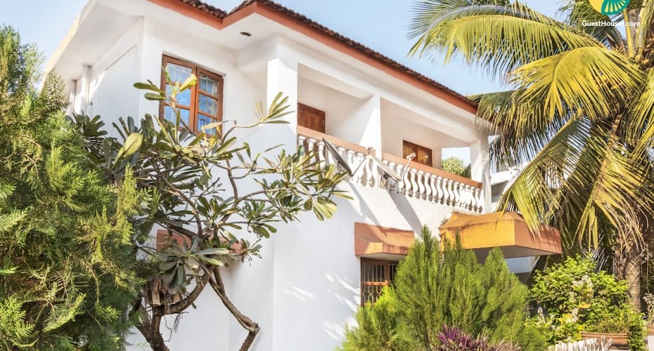 Pet friendly stay for three, 150 m from Calangute beach, Goa 1