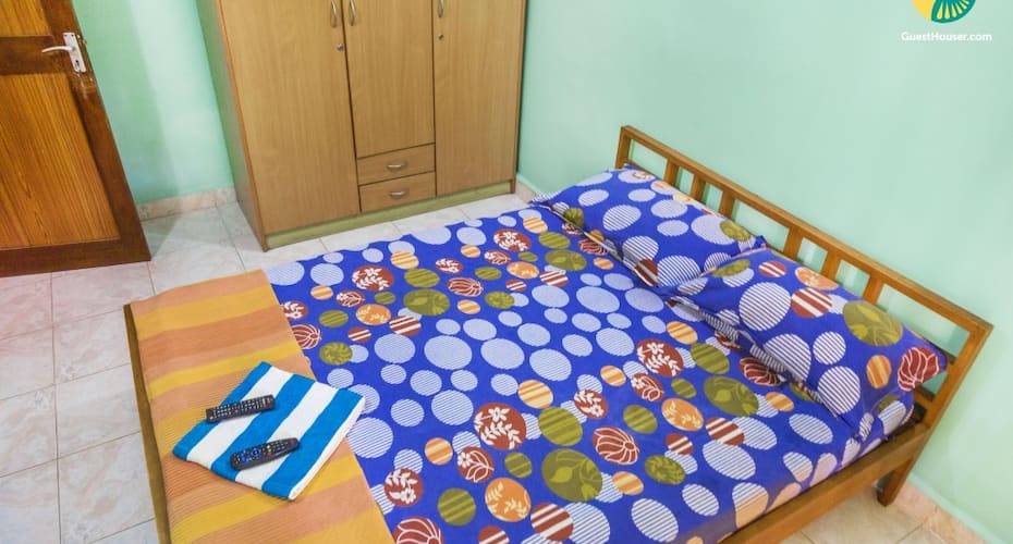 Pet friendly stay for three, 150 m from Calangute beach, Goa 3