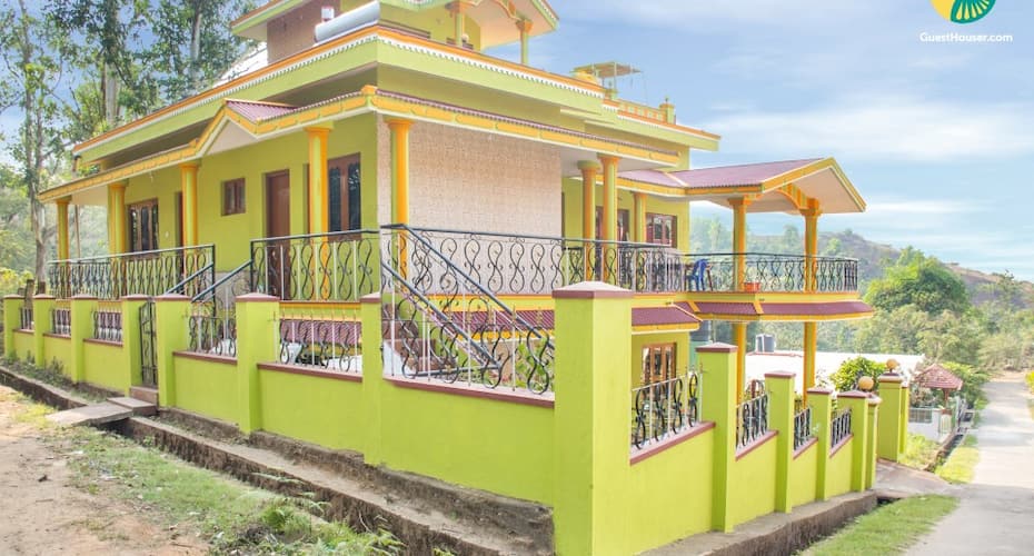 Capacious 6-BR homestay for a backpacking holiday, Madikeri 1