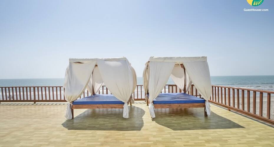 Beach-facing room for three, ideal for a lavish holiday, Goa 4