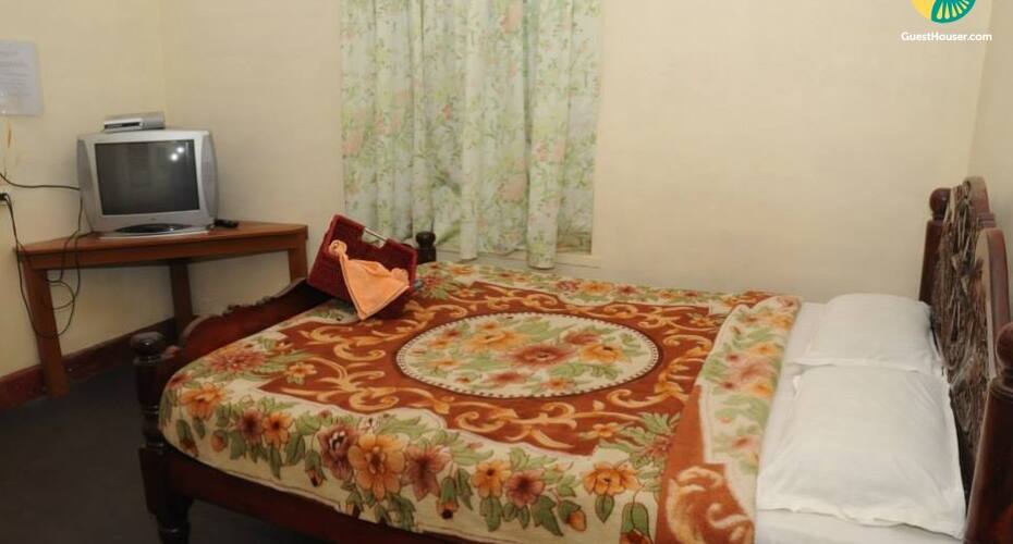 3-BR cottage for 10, Coonoor 3