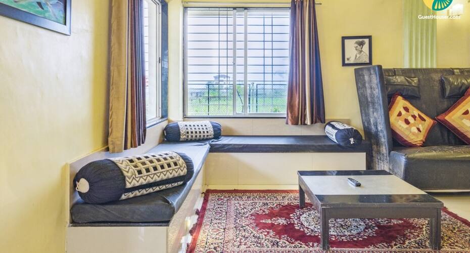 Charming 3-BR bungalow for a group getaway, Lonavala 4