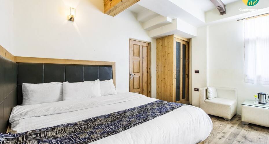 Well-appointed abode for a much-needed vacation, close to Mall Road, Manali 2