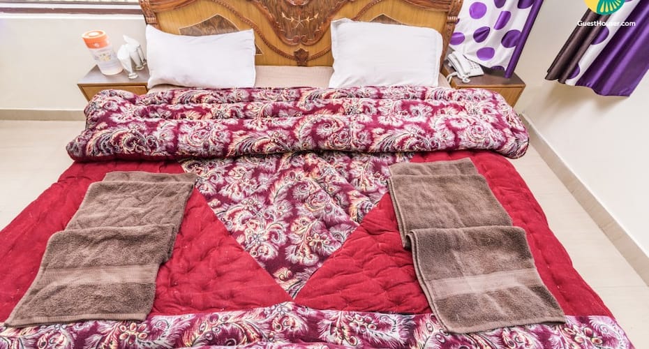 Mountain retreat for 4, perfect for a family, Dharamshala 3