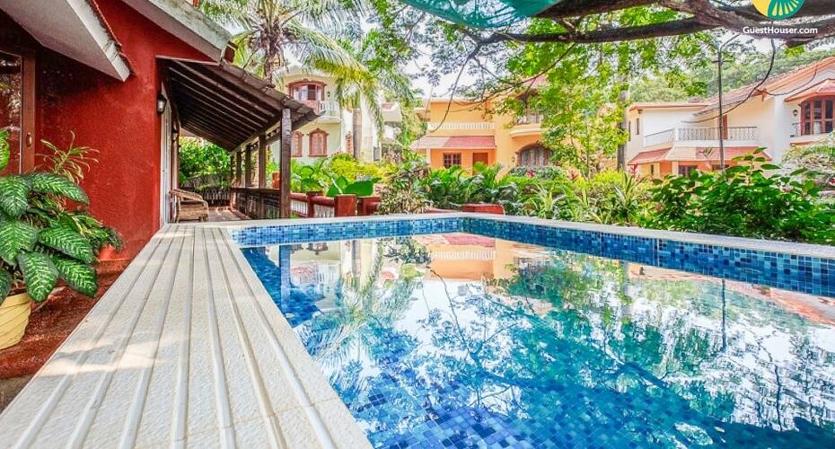 Lavish 4-BR villa with a private pool, 850 m from Sinquerium Beach, Goa 4