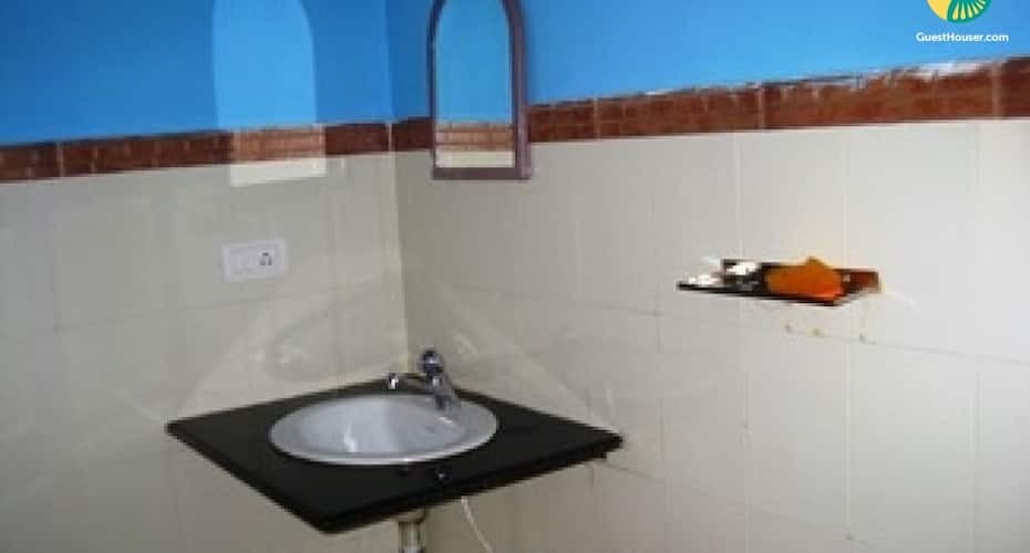 Cosy stay for a family, near Raja's Seat, Madikeri 2