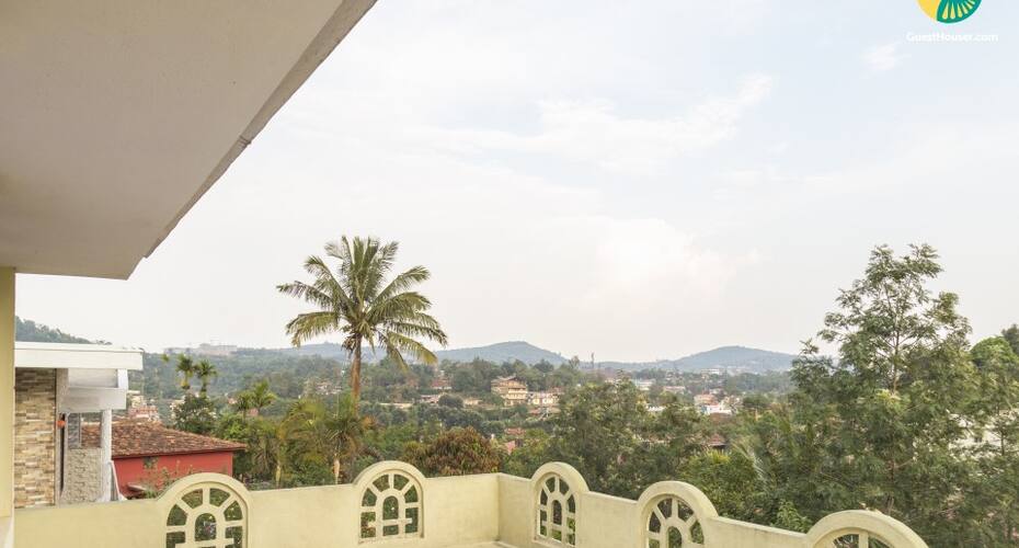 Cosy abode for a backpacker, 2.7 km from Rajas Seat, Madikeri 3