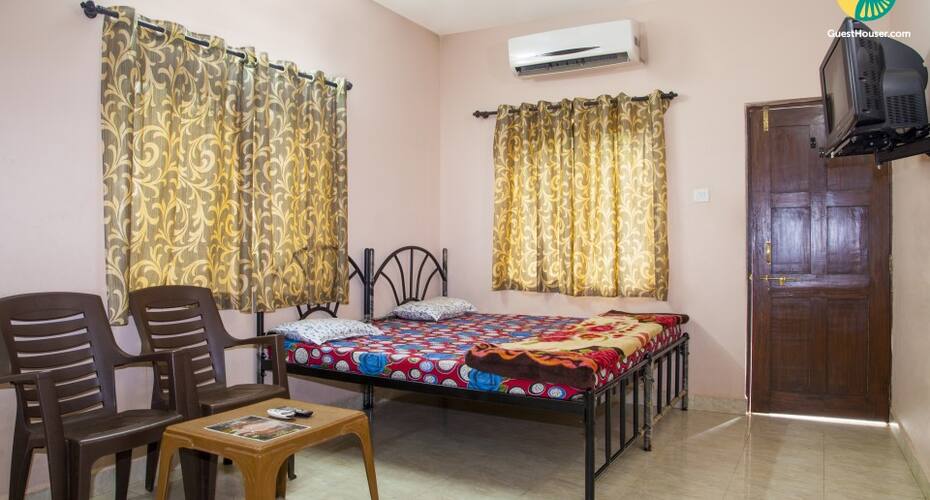 Homely & capacious accommodation, 800 m from Baga beach, Goa 3
