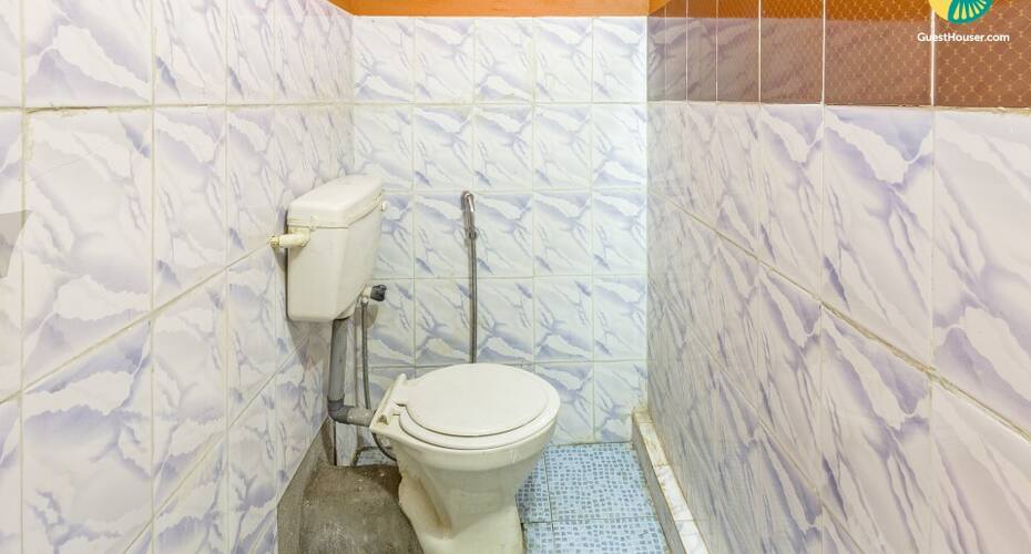 Comfy 3-BR stay for a group vacation, 1 km from Raja's Seat, Madikeri 3