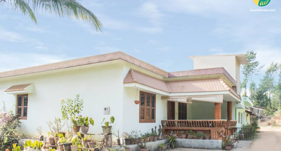 Backpackers Abode With A Tranquil Charm, Near Raja's Seat, Madikeri 1